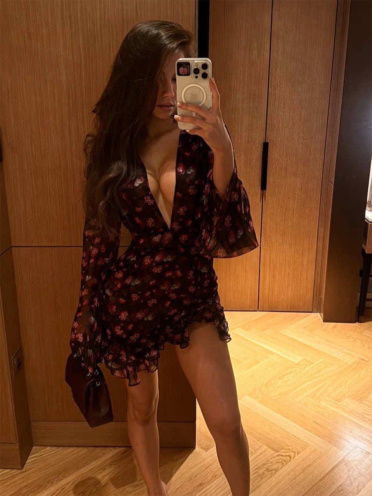 Chic V Neck Printed Flare Sleeve Mini Dress Elegant Pleated Hollow Out A-line Gown 2026 New Female Holiday Dinner Party Vestido