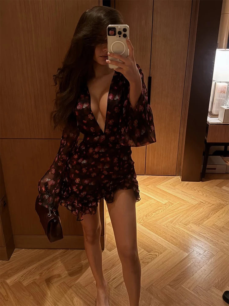 Chic V Neck Printed Flare Sleeve Mini Dress Elegant Pleated Hollow Out A-line Gown 2026 New Female Holiday Dinner Party Vestido